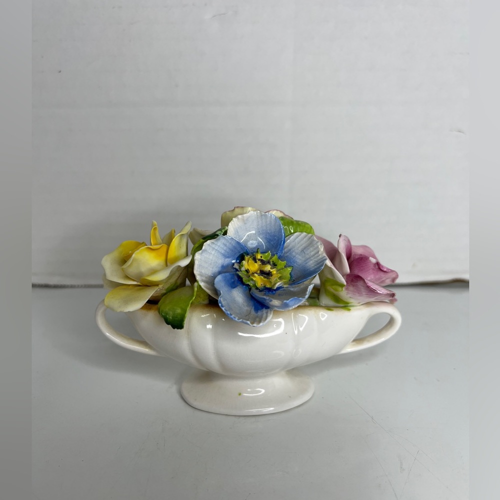 Jon Anton Bone China England Hand Painted Miniature Flower Basket 4 3/4” Width
